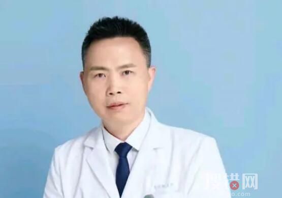 華西教授回應(yīng)回家過節(jié)幫鄉(xiāng)親看病 內(nèi)幕曝光簡(jiǎn)直太意外了