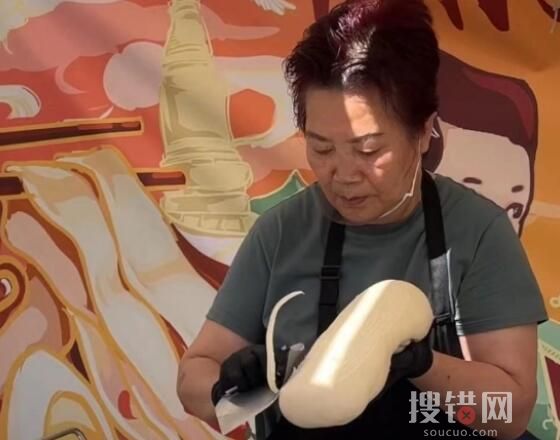 中國小伙巴黎賣面 目標日進1千歐 內幕曝光簡直太受歡迎了