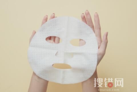 23歲女孩網(wǎng)購美白面膜“中毒” 究竟是怎么回事？
