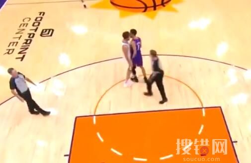 湯普森職業生涯首次被驅逐 究竟是怎么回事？