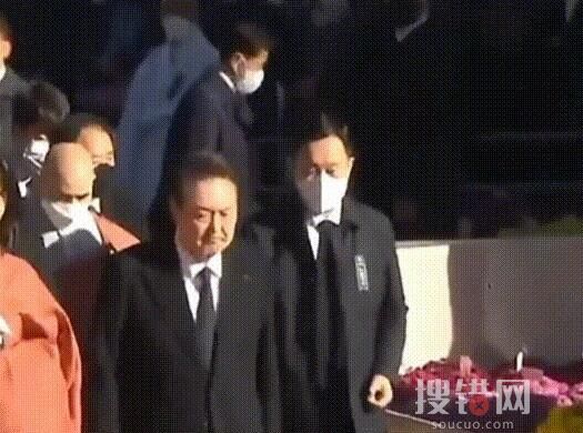 梨泰院事件遺屬推倒總統送的花籃 原因竟是這樣簡直太慘了