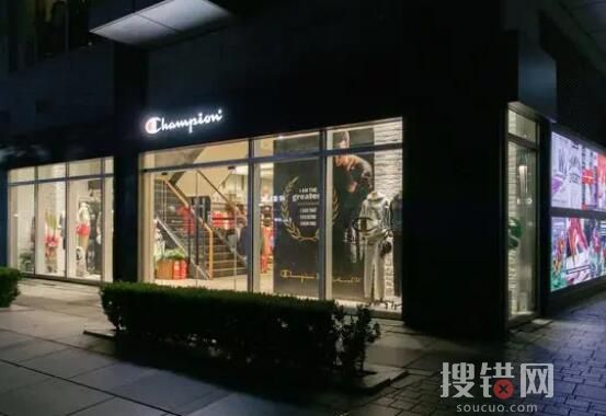 Champion關(guān)閉中國(guó)首家旗艦店 始料未及真相簡(jiǎn)直太意外了