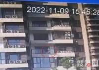 長沙一小區封窗工人從8樓墜亡 意外至極真相簡直太悲劇