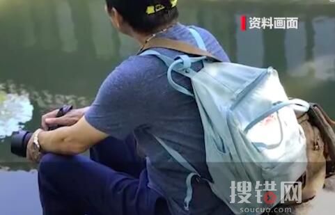 攝像師身體不適坐地休息3次被辭 原因竟是這樣簡直太意外了