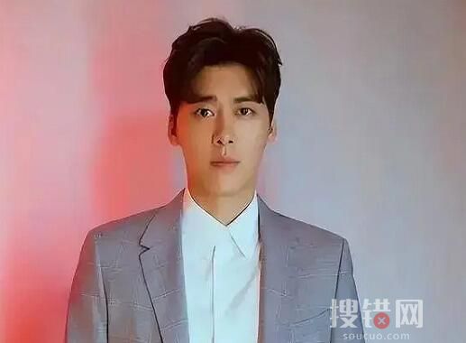 其實李易峰一直玩兒的挺溜的 更多細節曝光實在是驚人