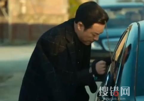 高啟強為什么解領(lǐng)帶擦玻璃 真相曝光簡直太意外了