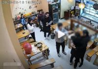 男子進店要錢嫌少騷擾毆打女顧客 背后真相簡直太氣人了