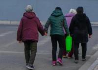 當低齡老人照顧高齡老人 原因揭秘直接讓人傻眼