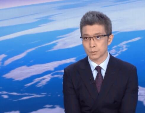 導播切錯鏡頭 朱廣權一臉慌亂 背后真相曝光簡直太驚人了