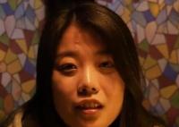 女孩在雙親遺物中發現自己的領養證 背后真相曝光簡直太驚人了