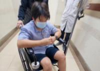 冉瑩穎稱軒軒韌帶斷裂 照片曝光直接讓人大呼意外