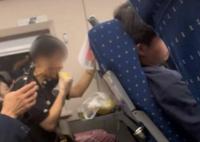 乘客吐槽女子在高鐵上吃榴蓮 照片曝光直接讓人大呼意外