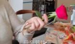 她只是看了眼花就已經哭了 真相曝光簡直太驚人了