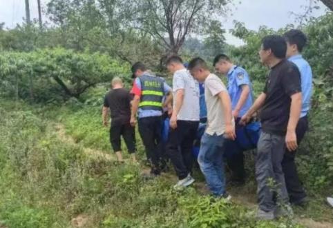 四川15歲男孩失聯 手機里發現遺書 找到時已嚴重脫水身體極度虛弱