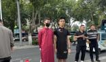保送男生穿旗袍為高考同學加油 照片曝光實在是太讓人驚喜了