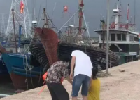 男子出海離奇身亡 其女懸賞50萬追兇有人為賞金打來電話