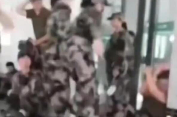 女生用小噴霧器燙傷男生 高校回應 原因竟是這樣太無奈了