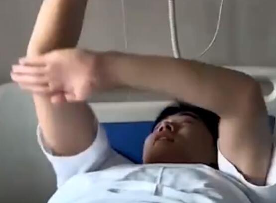 男子吃見手青中毒以為自己是奧特曼 真相曝光簡直太驚人了  