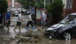 暴雨親歷者:父親被沖走 人沒(méi)了 真相揭露真的令人大吃一驚