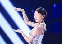 周恩洋白蛇獨特煙嗓演繹電子說唱