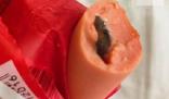 3歲女童在火腿腸中吃出鐵片 原因揭秘直接讓人傻眼了
