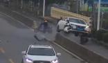 轎車從天而降電動車主被撞身亡 具體事件經過是什么?