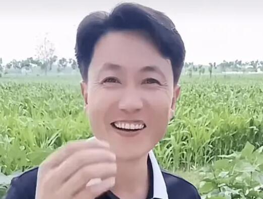 62歲粉絲打賞秀才52萬僅追回數萬 事件引發了網友的熱議