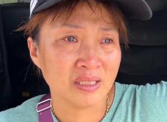 10元盒飯姐流淚稱不想再堅持 人心難測實在是太心酸了