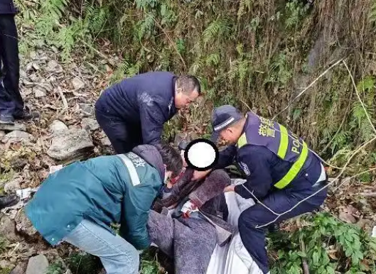 一家3口遇堵車 丈夫下車后離奇失蹤 內幕曝光簡直太意外了
