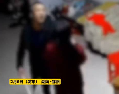 丈夫當著兩個孩子面家暴妻子 原因竟是這樣太無奈了
