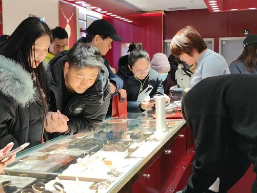 胖東來金飾每克便宜100元 為什么便宜這么多？