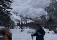 雪崩親歷者稱4公里距離30秒就到眼前 內幕曝光簡直太意外了