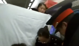 孕婦火車上分娩 眾人舉窗簾幫接生 這也太驚險了