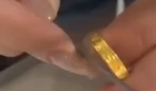 女子嫌金價太高在家自制金戒指 這也太厲害了